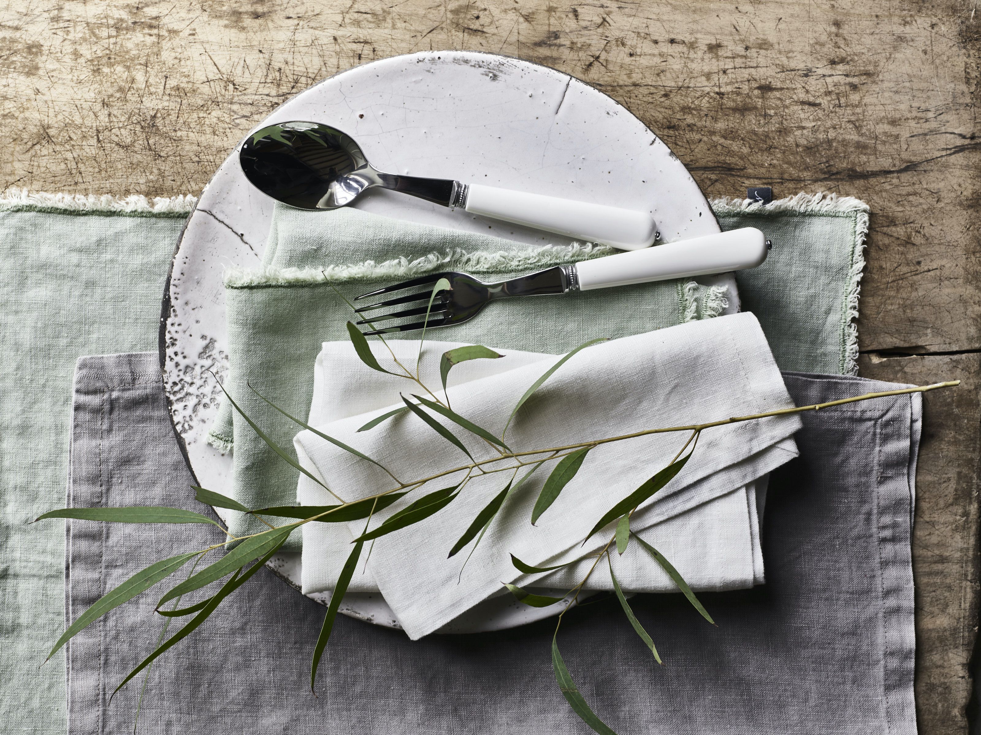Neptune Henley linen napkin